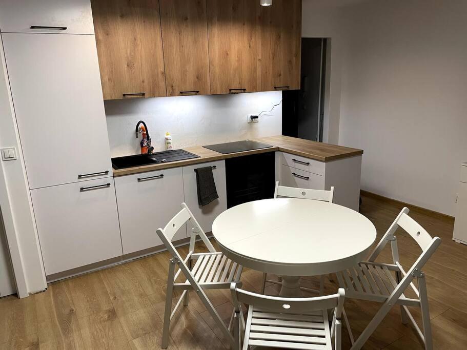 Lucky Seven Cosy 1-Bedroom Apartment, Free Parking Krakov Exteriér fotografie